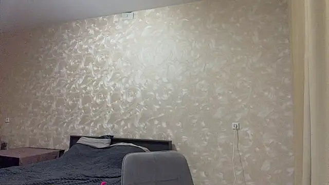 TanaDeschaine webcam