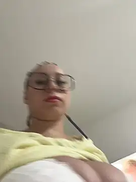 queenlo_xxx