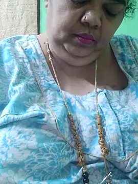 tamilthanushri webcam