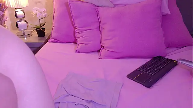 IsabellaRossi live cam