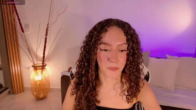 ChloeMoreti webcam