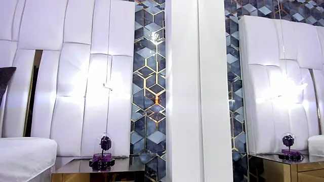 lia_mariana webcam