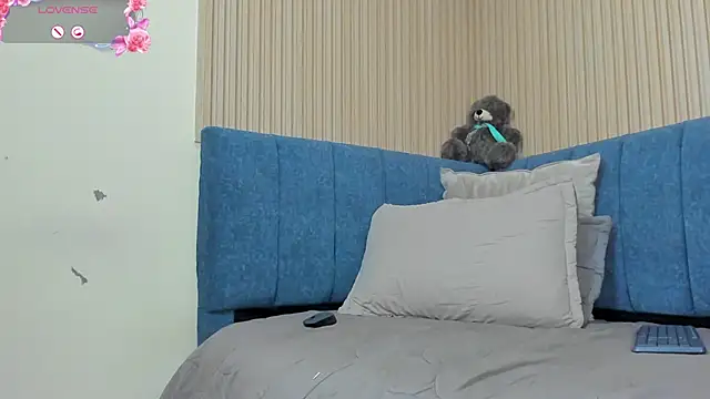 angel_ponce webcam