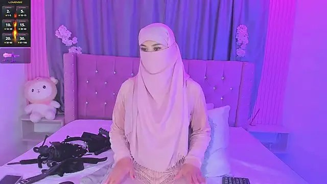 Nayla-Mouna webcam