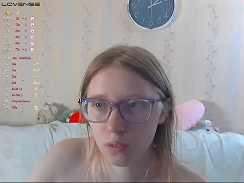 LustfulSarah webcam