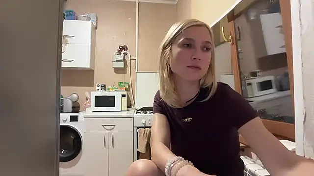 AngelJeni webcam
