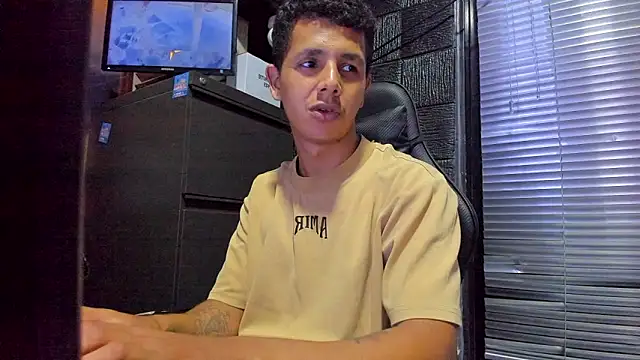 boy_bigcock24cm webcam