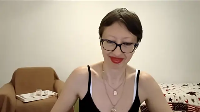 BellaRose_2020 webcam