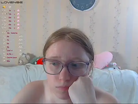 LustfulSarah webcam