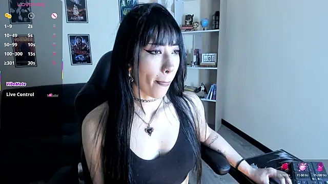 Ravenelle_ webcam