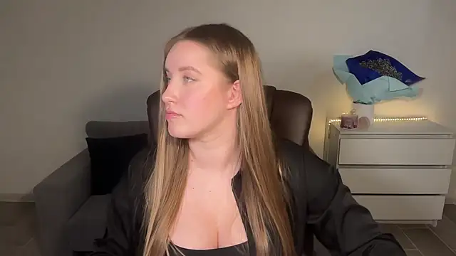 EvaMaddison webcam