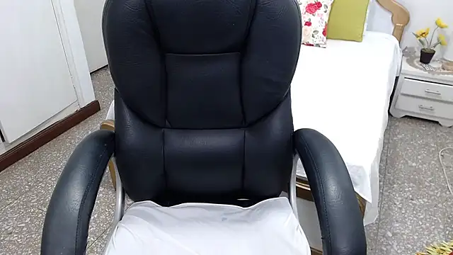 emiliaa_hot webcam