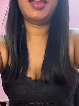 Tamil_Maaya webcam