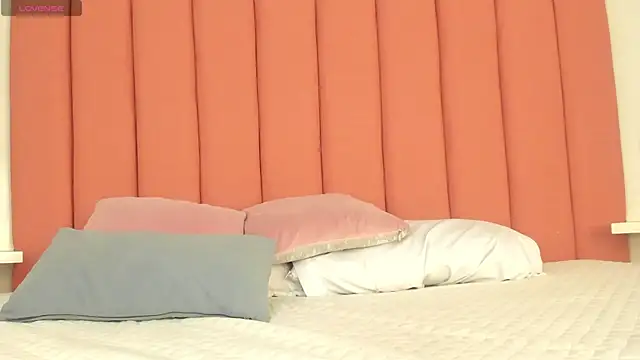 MiaJacksson webcam