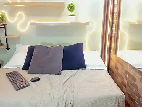 Amber_Milers webcam