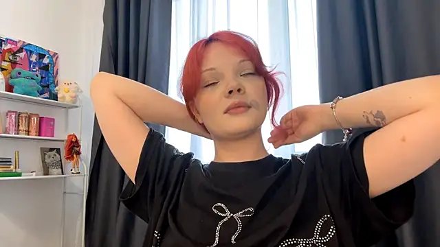 SmilingCutie webcam