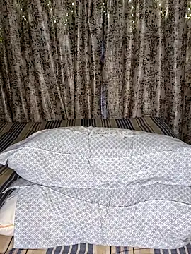 Akni_ live cam on StripChat