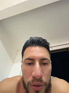 Thiago_Hill's live cam
