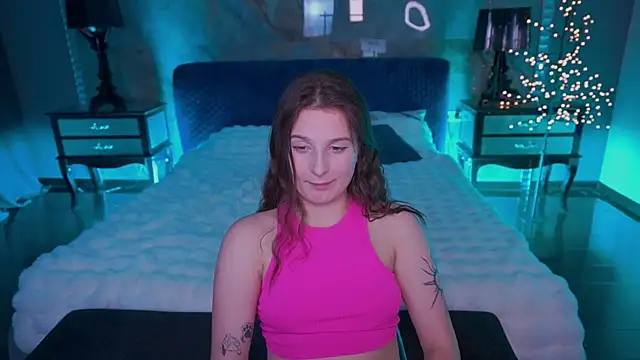 VikVikLove webcam