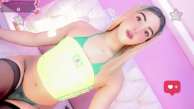 DaleskaSanchez live cam on StripChat
