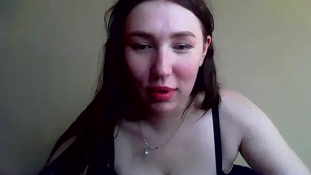 Milana_Lovee webcam