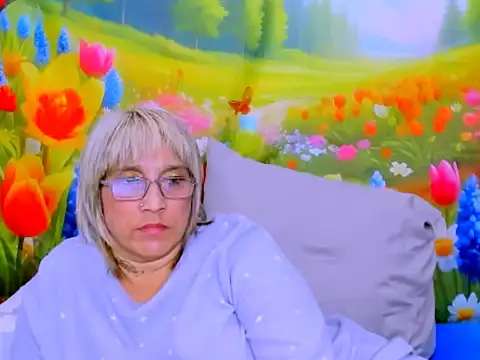 indianroxy webcam