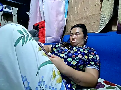 Lonely_Heart webcam