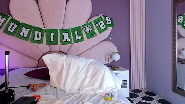 AmmyJones_ webcam