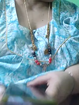 tamilthanushri webcam