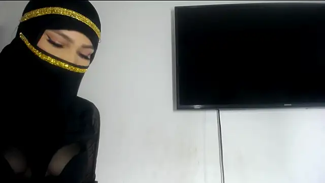 Fox_Loves live cam on StripChat