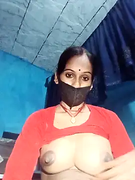 Nandani-758 webcam