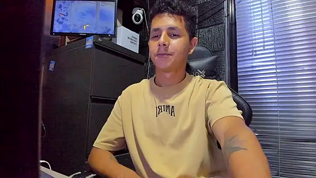 boy_bigcock24cm webcam