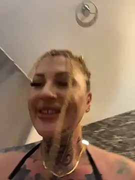 krysstal003 🌐 free live chat