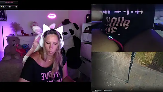Angie-night webcam