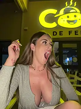 IsabellaEtthan's live cam