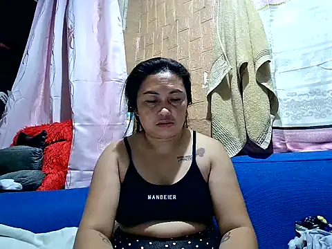 Lonely_Heart webcam