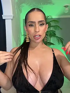 Mau_White webcam