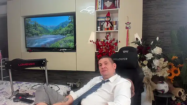 SpartacusDaddy48 webcam