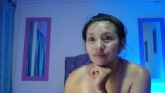 naya_10 webcam