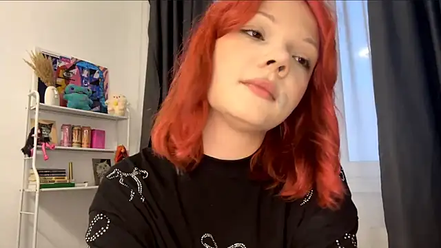 SmilingCutie webcam