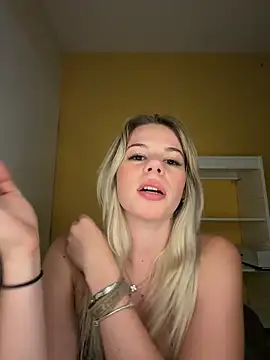 JellyCherry webcam