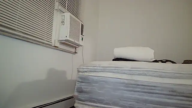 AcademicHuman67 webcam