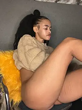 Hot_Mess18 webcam
