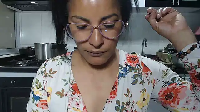 kateleyagrey webcam