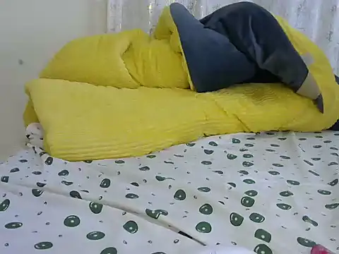 tiny-tease - Tiny-Tease's free webcam - UK Sex Cams