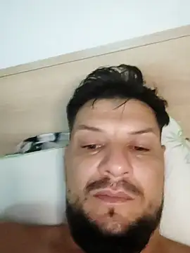 yasmi25 webcam