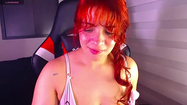 Vannessa__Shy webcam