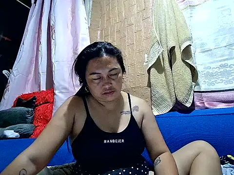 Lonely_Heart webcam