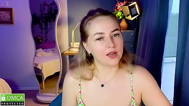 Mira_Mermayd webcam