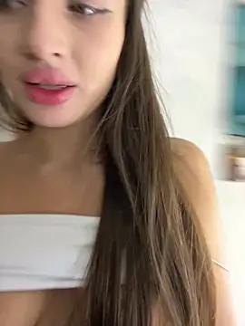 LillyNatty18 webcam
